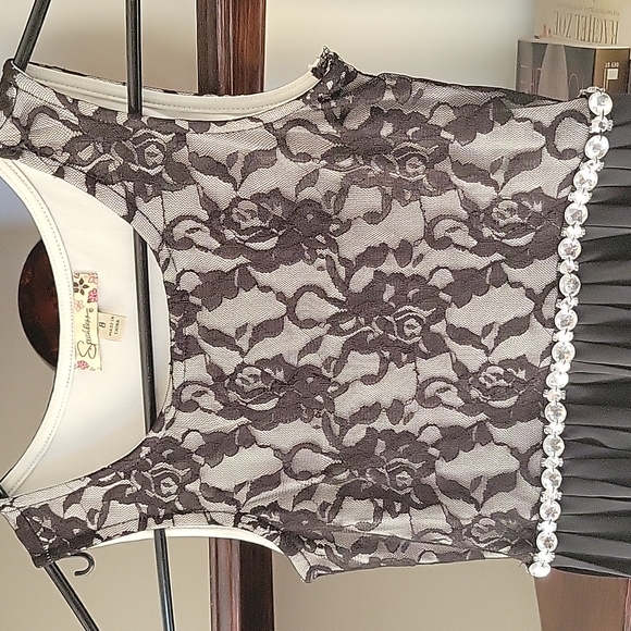 Lace & Satin Dress - Picture 2 of 3